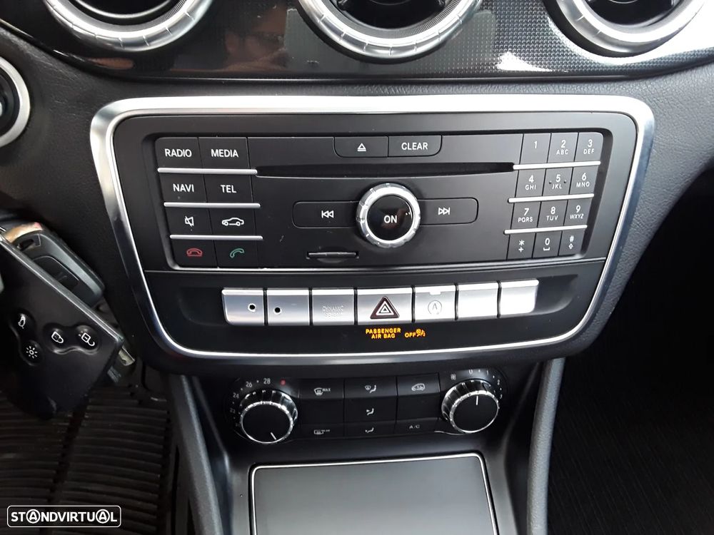 Mercedes-Benz CLA 200 d 7G-DCT UrbanStyle Edition - 21