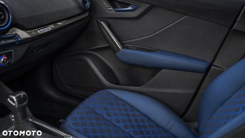 Audi Q2 - 18