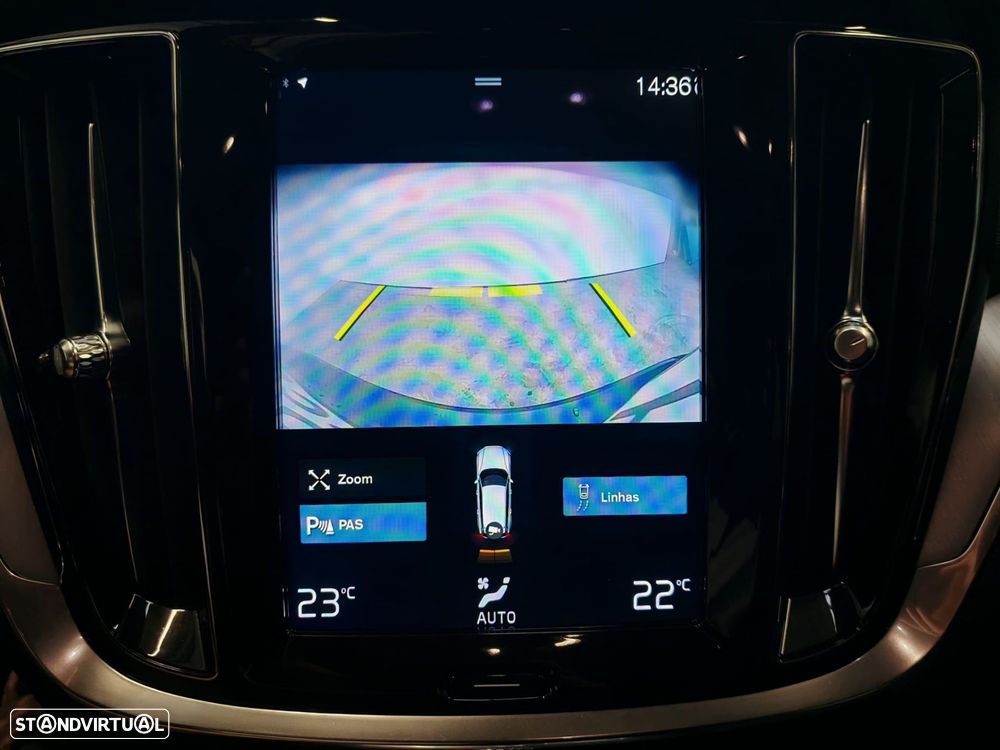 Volvo V60 2.0 B4 Momentum Geartronic - 14