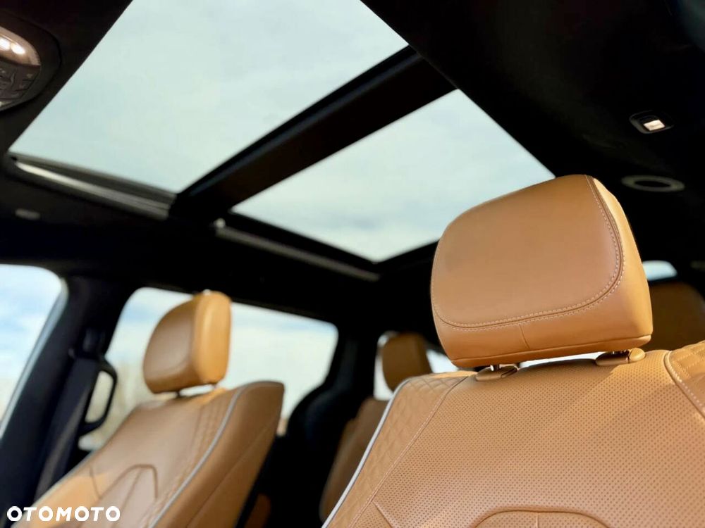 Chrysler Pacifica - 13