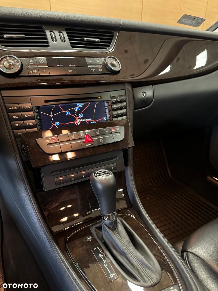 Mercedes-Benz CLS - 16