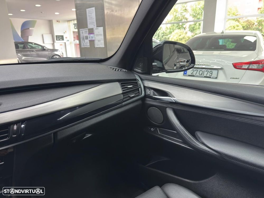 BMW X5 25 d sDrive Pack M - 43