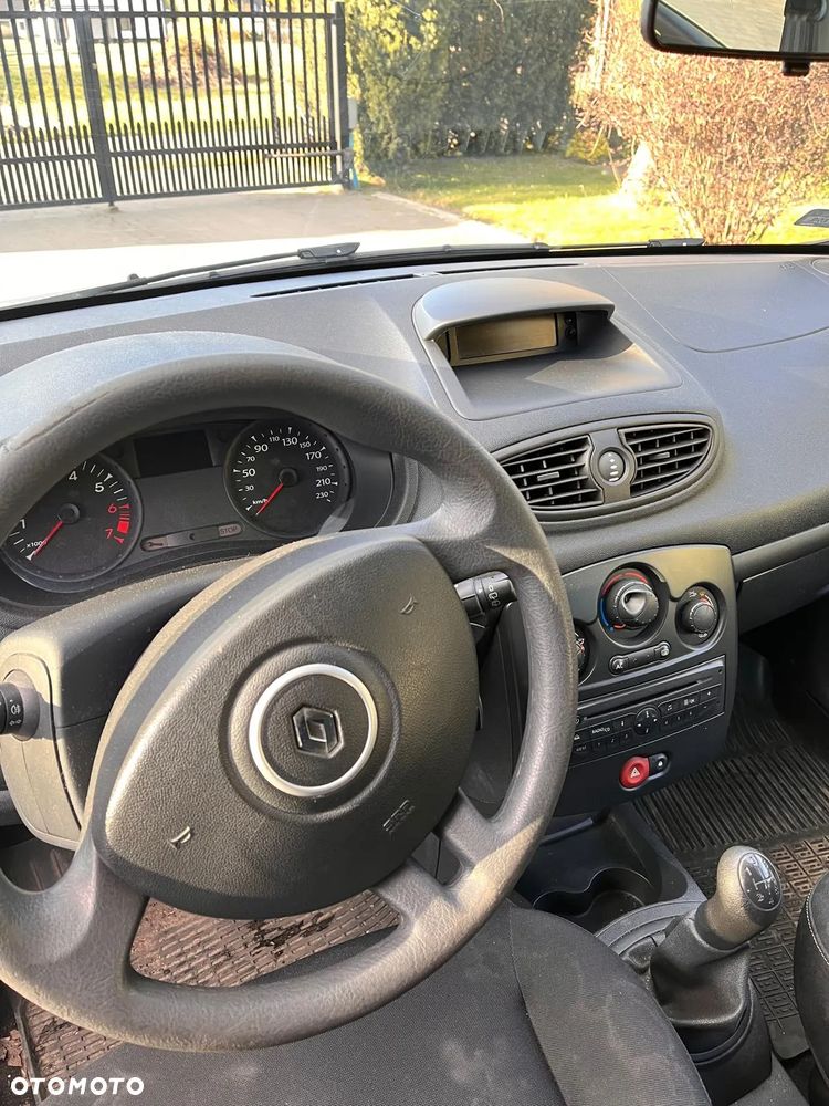 Renault Clio 1.2 16V Alize Euro5 - 13
