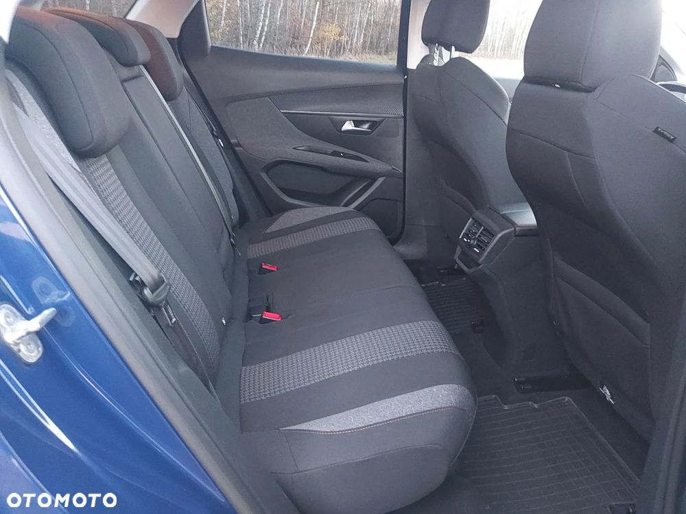 Peugeot 3008 - 22