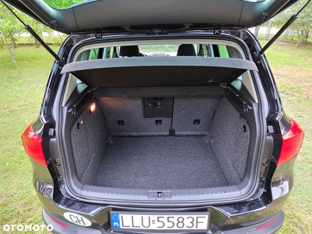 Volkswagen Tiguan - 16