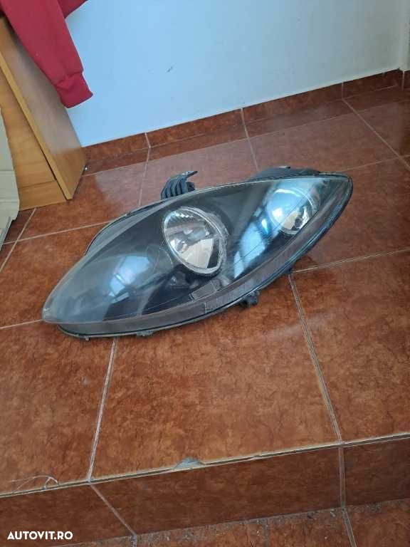 Far stanga Seat Leon Altea an 2005-2009 original Europa