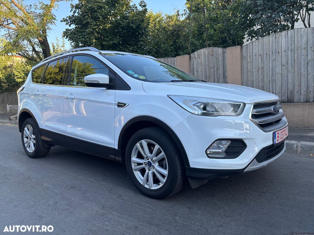 Ford Kuga 1.5 TDCi 2WD Powershift Titanium - 1