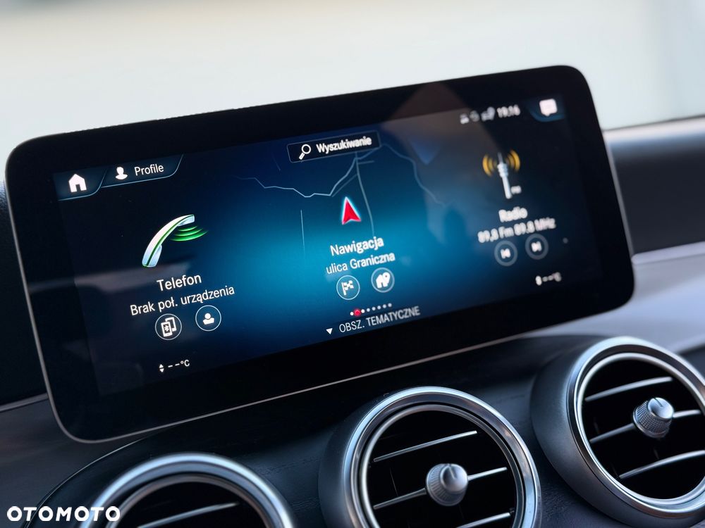 Mercedes-Benz GLC 250 4Matic 9G-TRONIC AMG Line - 9