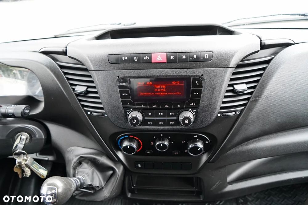 Iveco DAILY 35-150 / WYWROTKA TYLNOZSYPOWA / BLIŹNIAK / SPROWADZONY - 34