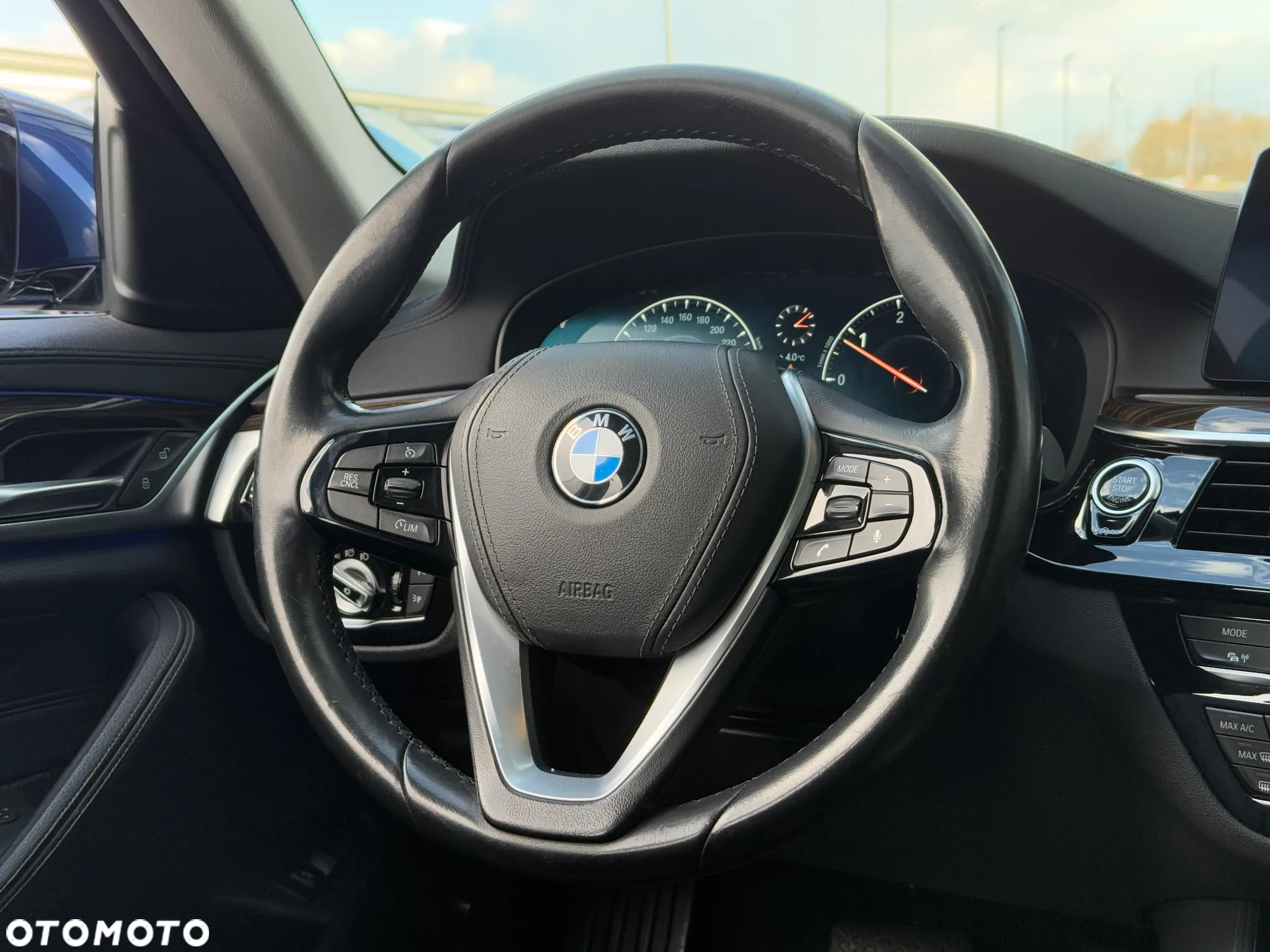 BMW Seria 5 520d xDrive Luxury Line - 12