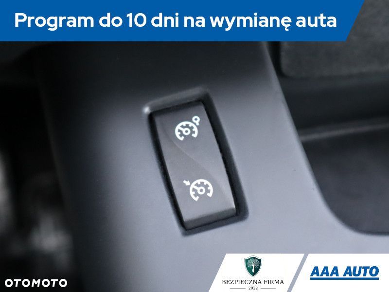 Renault Grand Scenic - 19