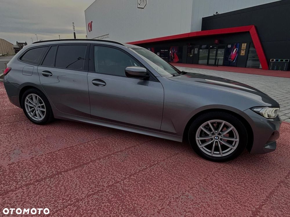 BMW Seria 3 - 10