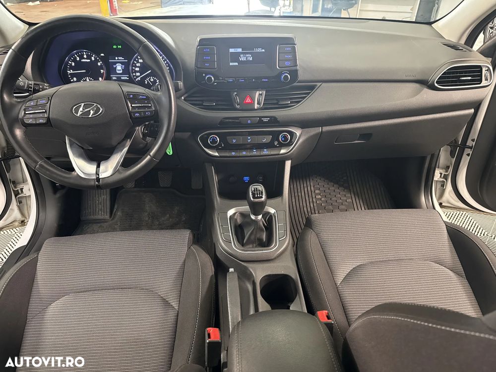 Hyundai i30 - 10
