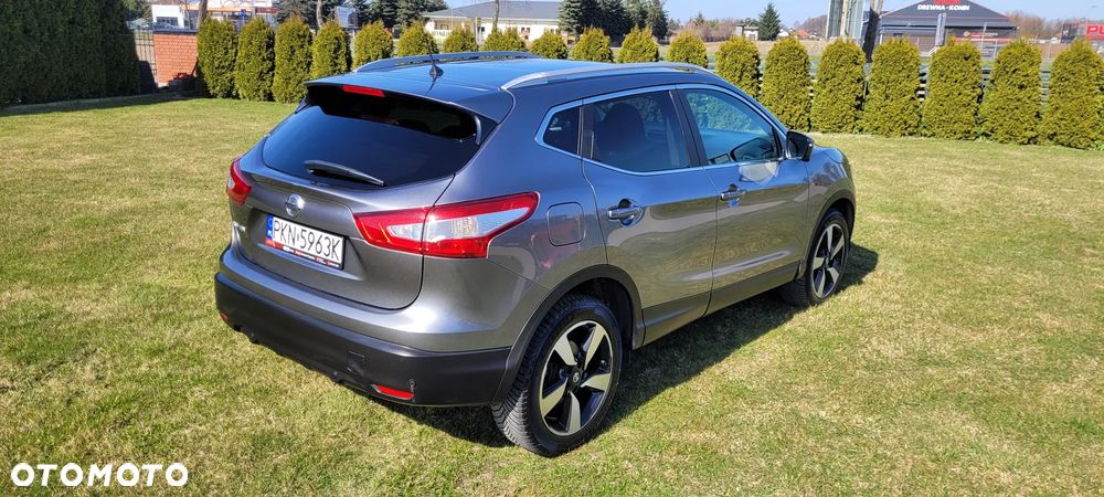 Nissan Qashqai 1.5 dCi N-Connecta EU6 - 3