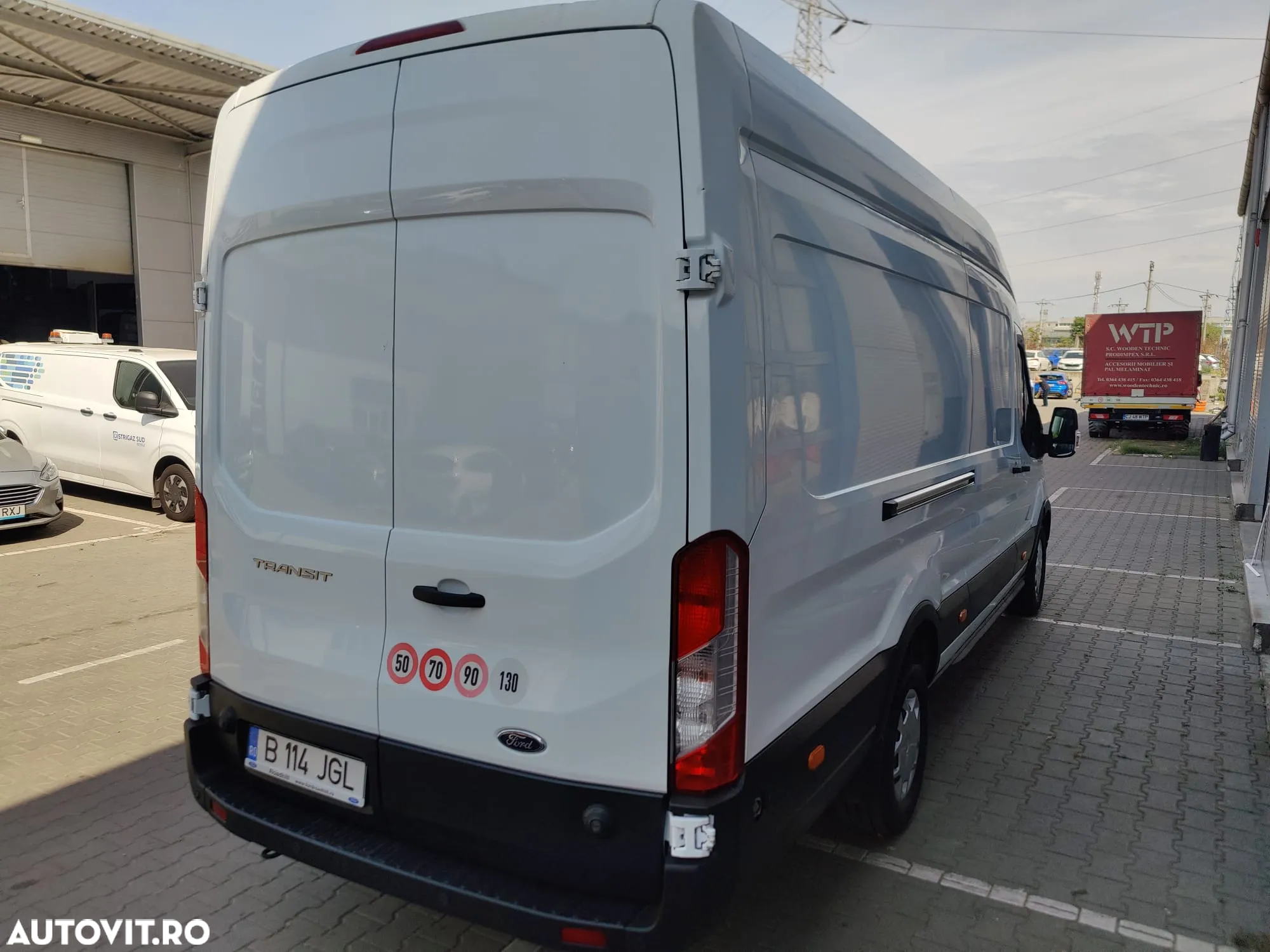 Ford Transit 350 2.0 EcoBlue 130 CP L4 DCIV RWD Trend - 10