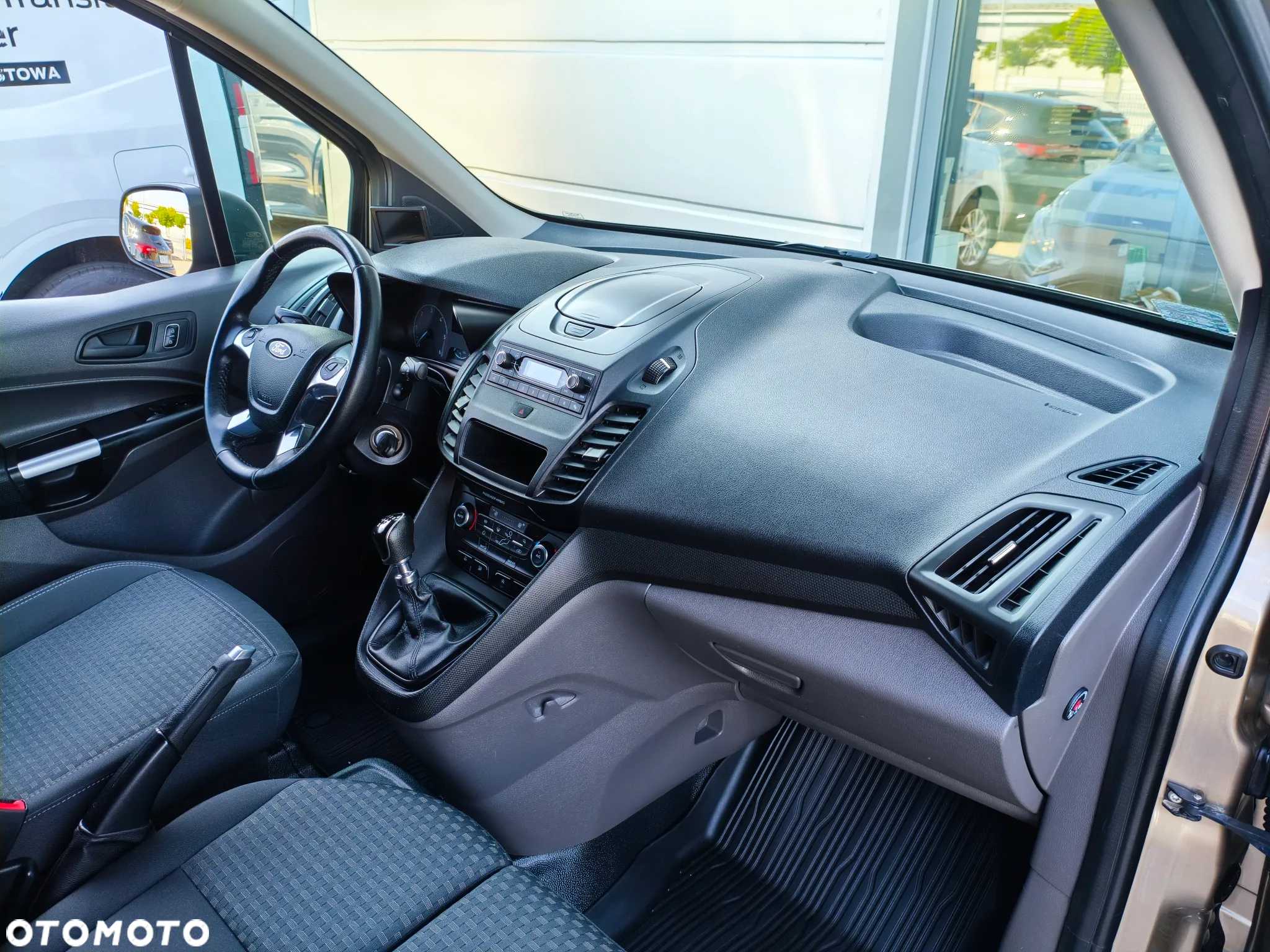 Ford Transit Connect L2 - 6