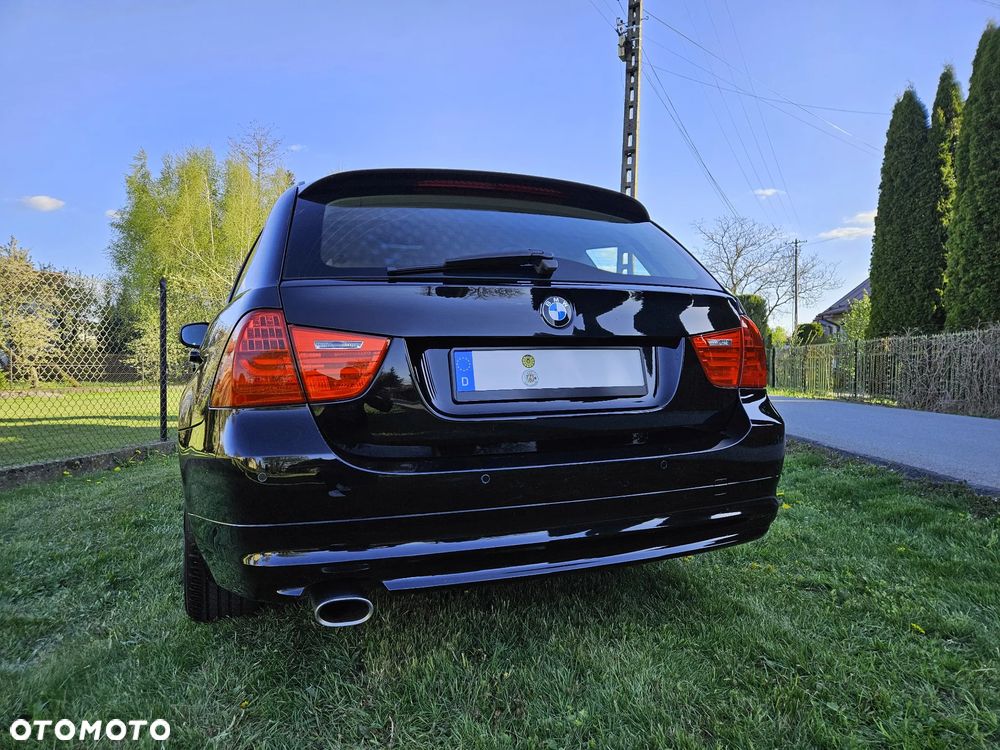 BMW Seria 3 - 16