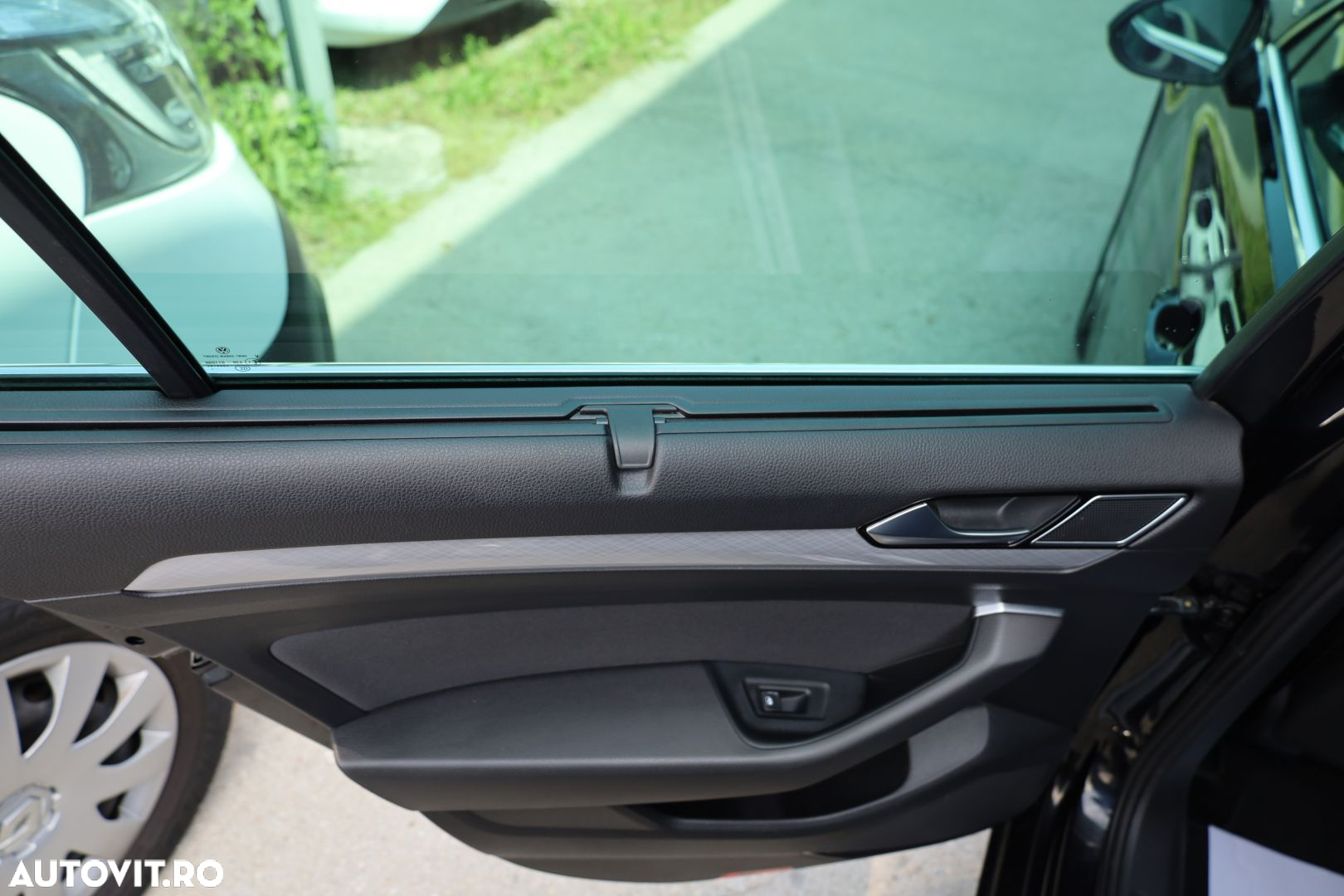 Volkswagen Passat Variant 2.0 TDI DSG Comfortline - 30