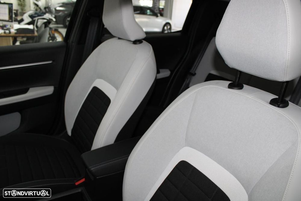 Citroën e-C3 MAX - 11