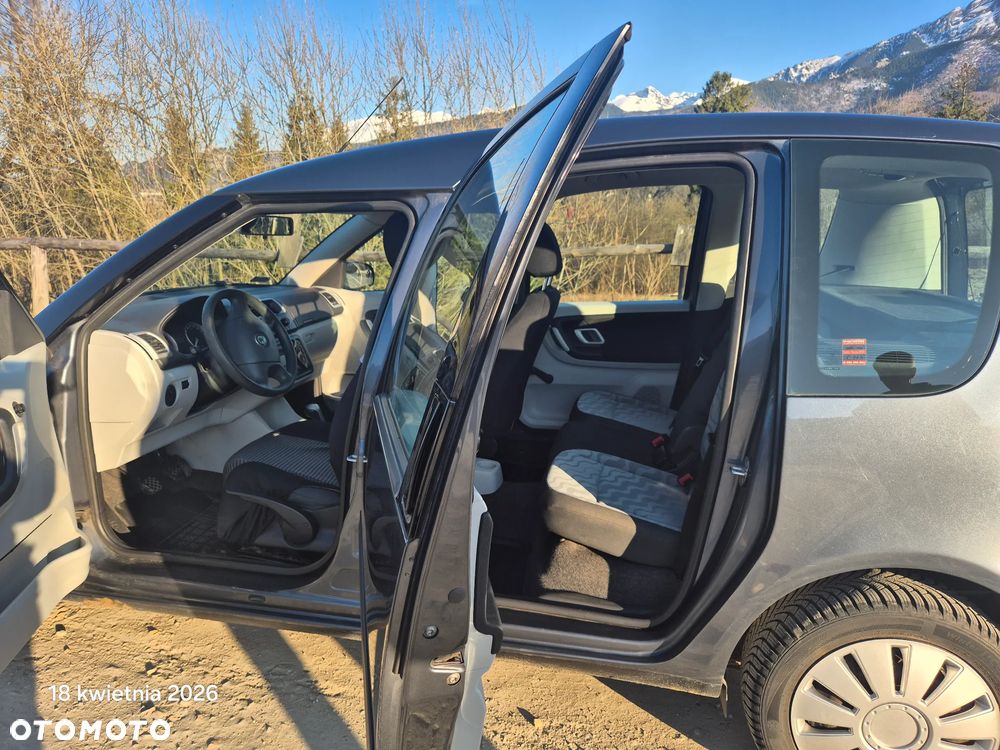 Skoda Roomster 1.4 16V Comfort - 4