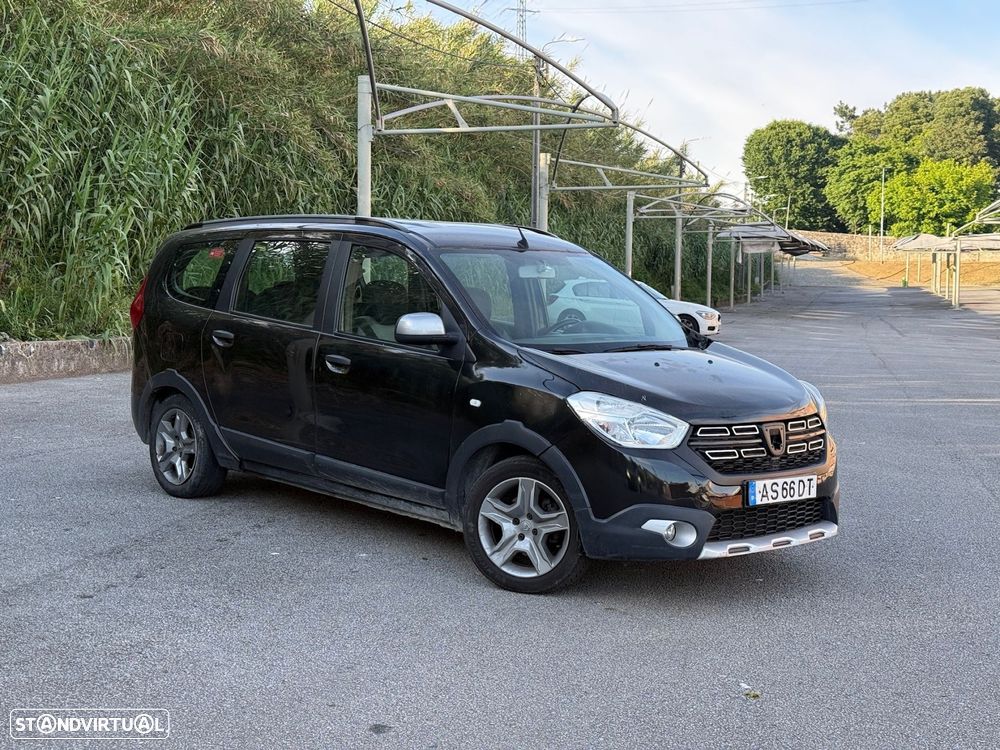Dacia Lodgy 1.5 Blue dCi Stepway 7L - 2