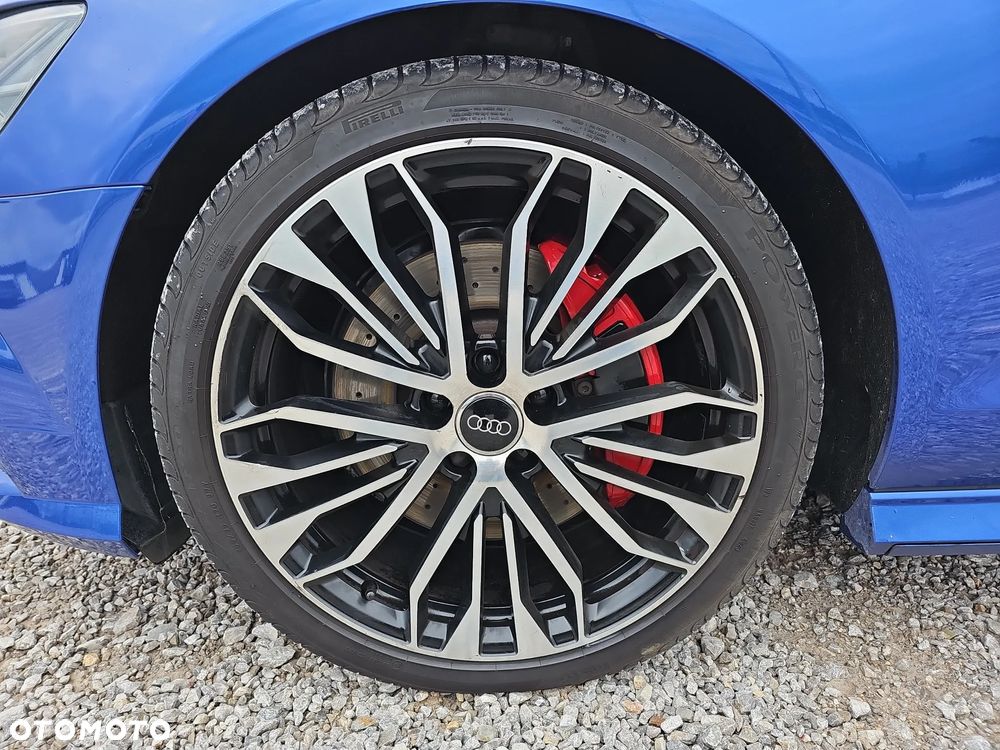 Audi A6 Avant - 9