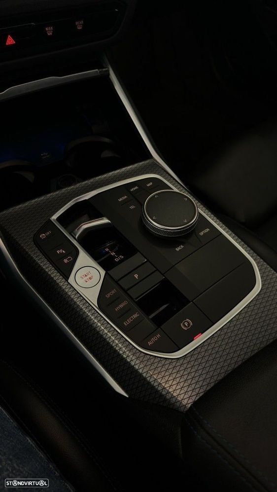 BMW 330 - 20