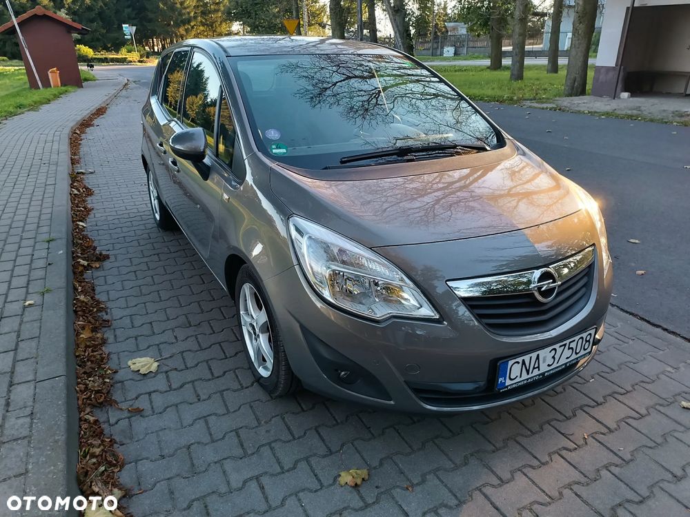 Opel Meriva 1.4 T Design Edition - 1