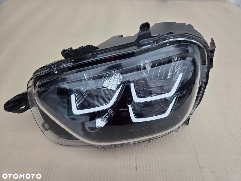 Lampa przednia lewa Full LED Citroen C3 III   9836267180 - 1