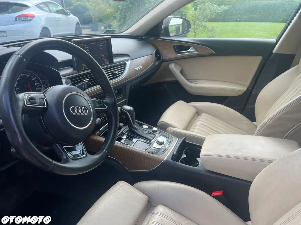 Audi A6 Allroad - 12