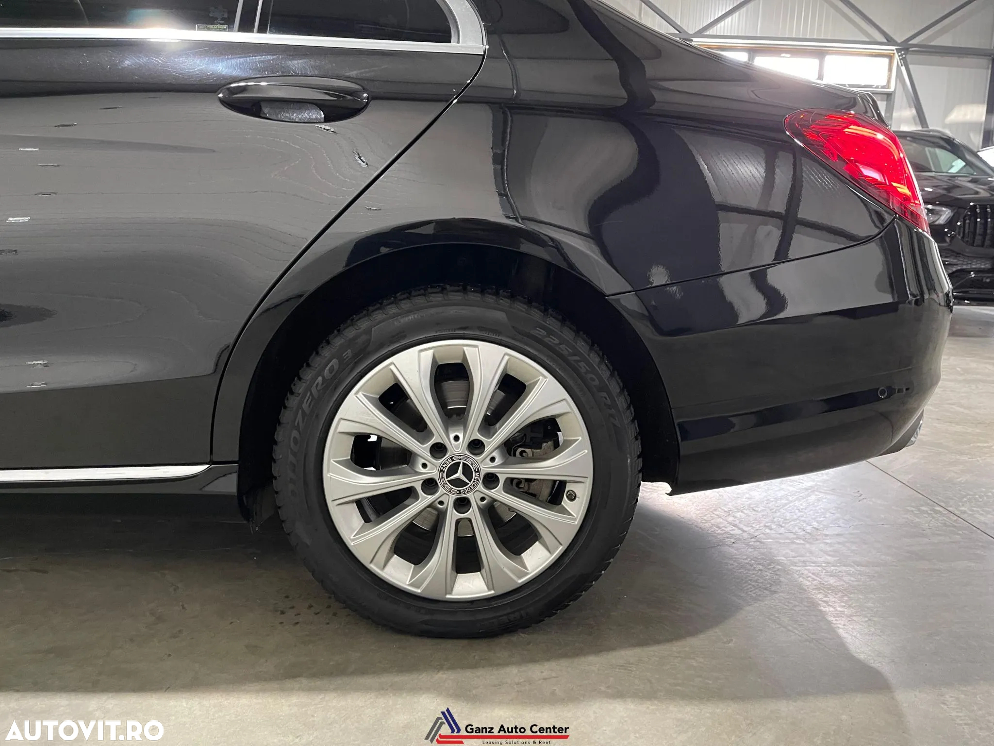 Mercedes-Benz C 220 d 4Matic 9G-TRONIC - 34