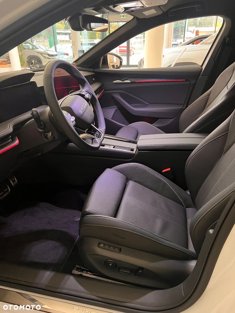 Skoda Superb 2.0 TSI Sportline DSG - 11