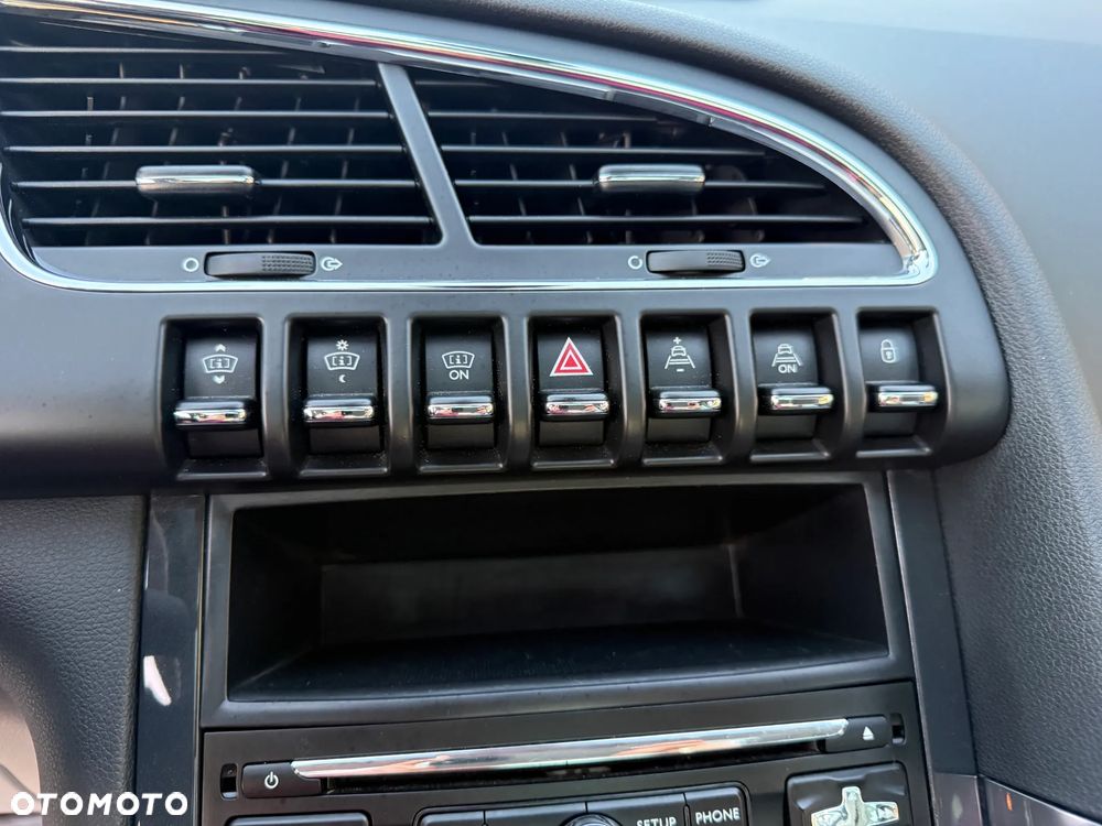 Peugeot 3008 HDi FAP 165 Automatik Business-Line - 30