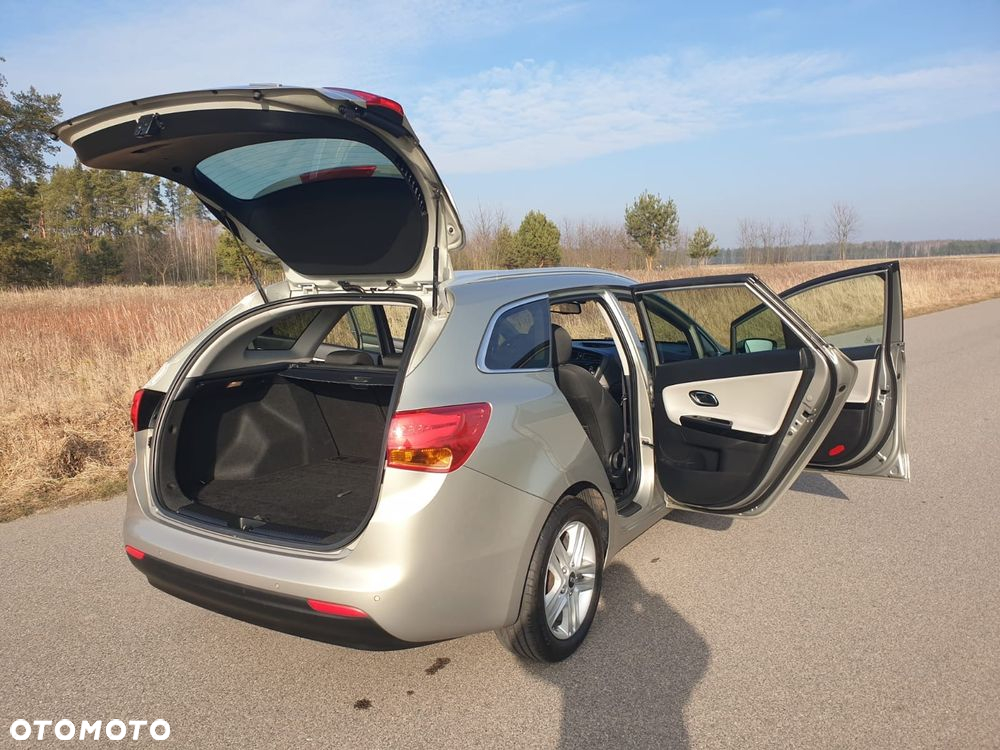 Kia Ceed Cee'd 1.6 GDI Business Line - 15