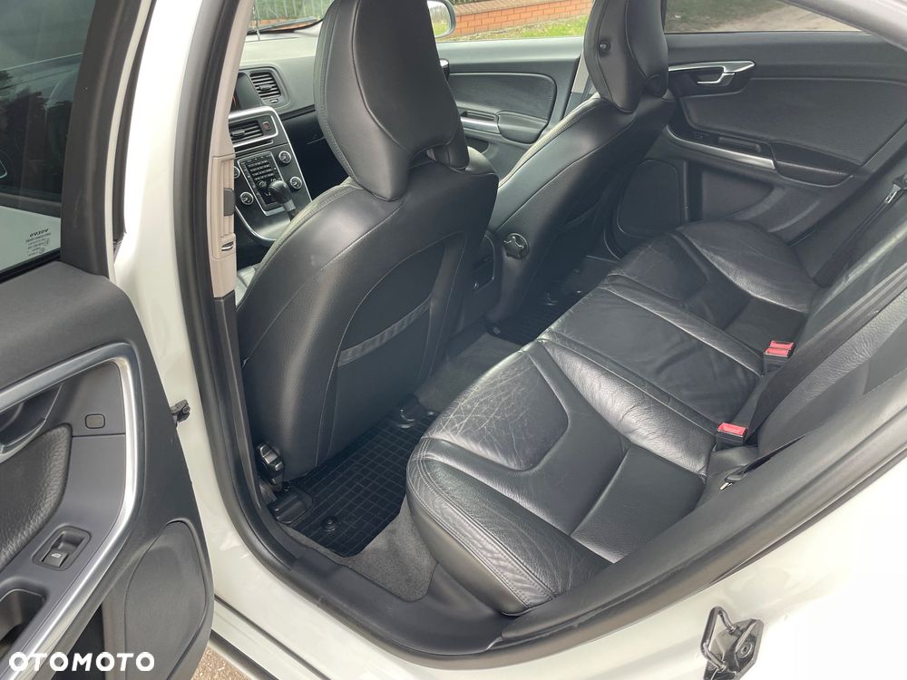 Volvo S60 D3 - 12
