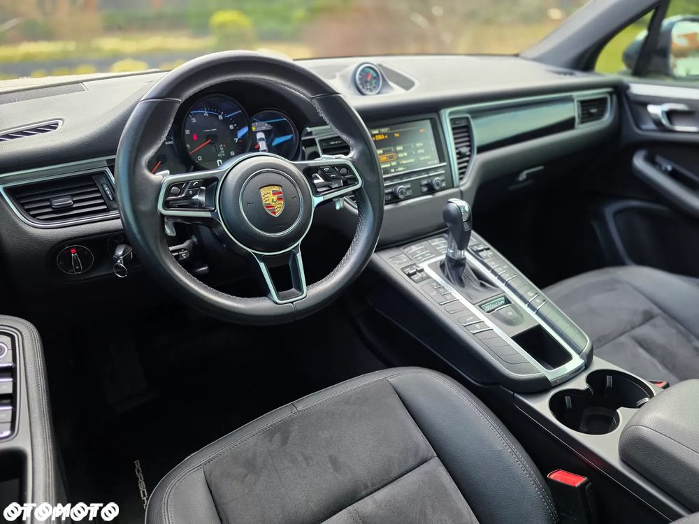 Porsche Macan S - 17