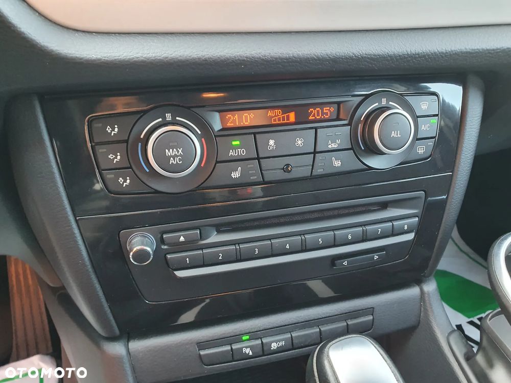 BMW X1 sDrive18i - 14