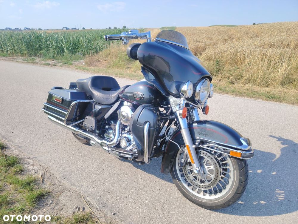 Harley-Davidson FLHTCU Ultra - 12