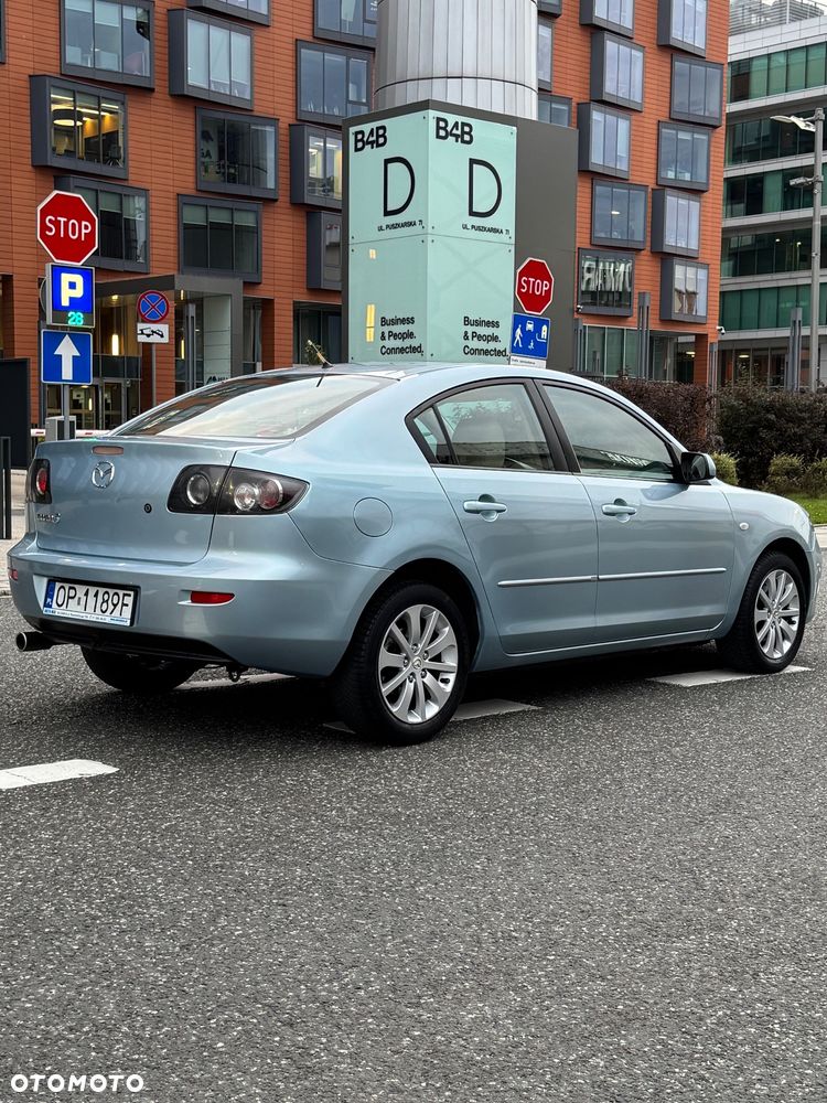 Mazda 3 - 4