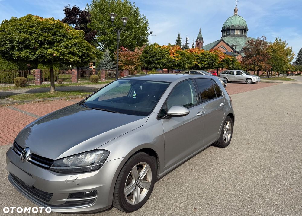 Volkswagen Golf 1.4 TSI BMT Comfortline - 23