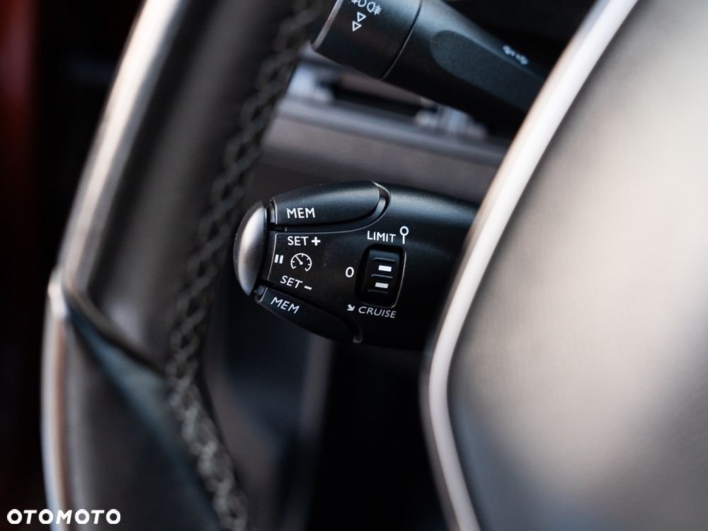 Peugeot 3008 BlueHDi 130 Stop & Start Allure - 34