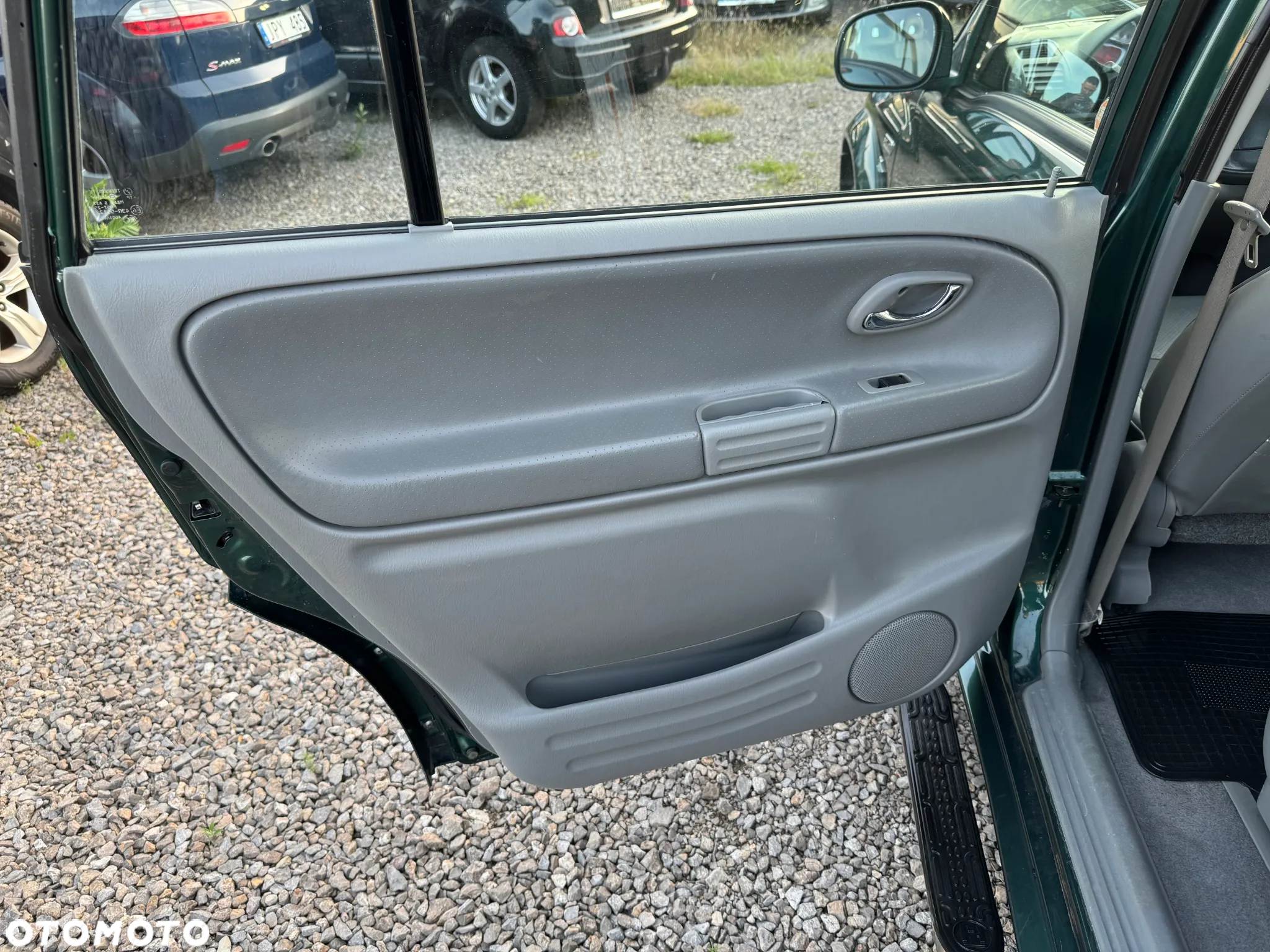 Suzuki Grand Vitara 2.7 V6 - 14