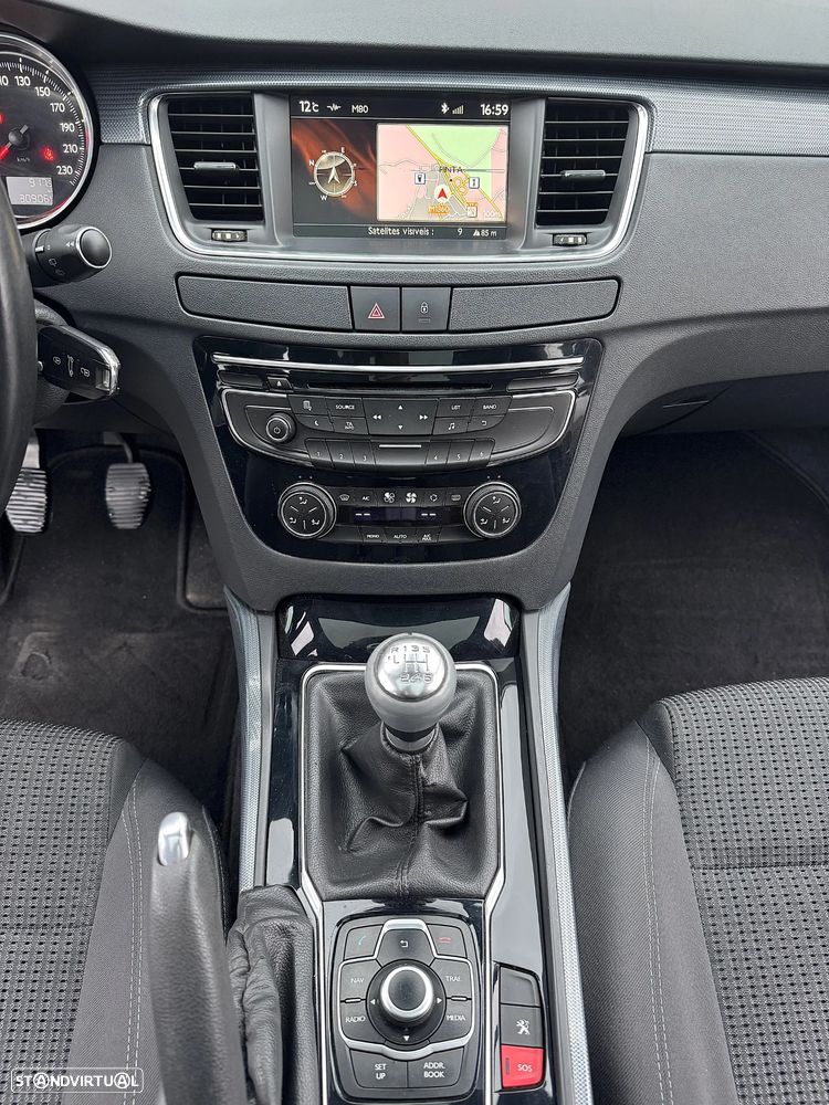 Peugeot 508 SW HDi FAP 140 Active - 11