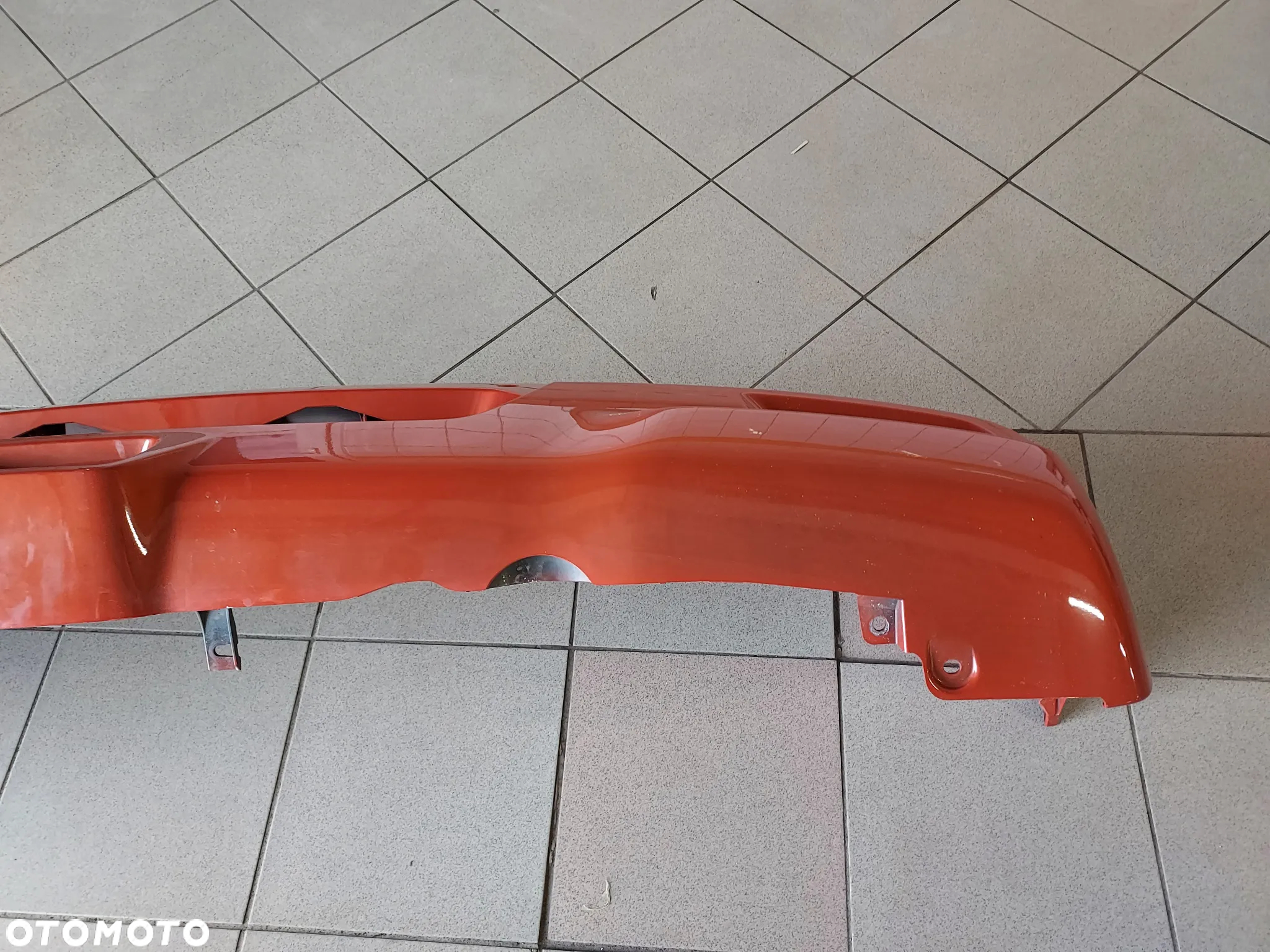 Zderzak tylny Swift VII 2024- 71811-70T00-799 - 7