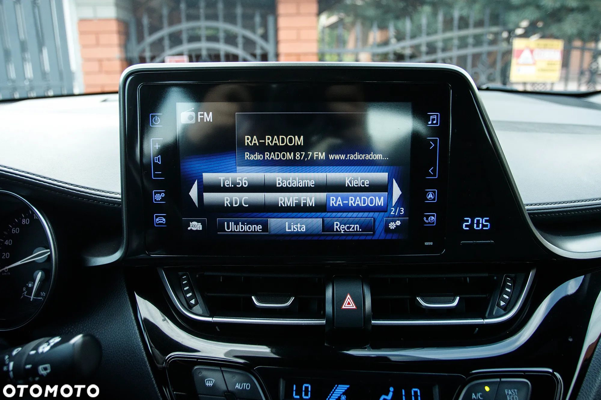 Toyota C-HR 1.2 T Premium - 31