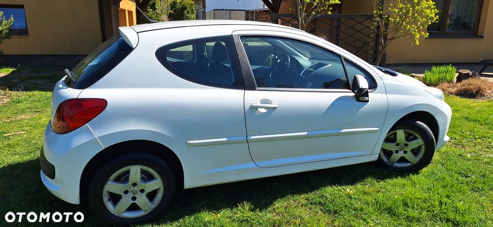 Peugeot 207 - 4
