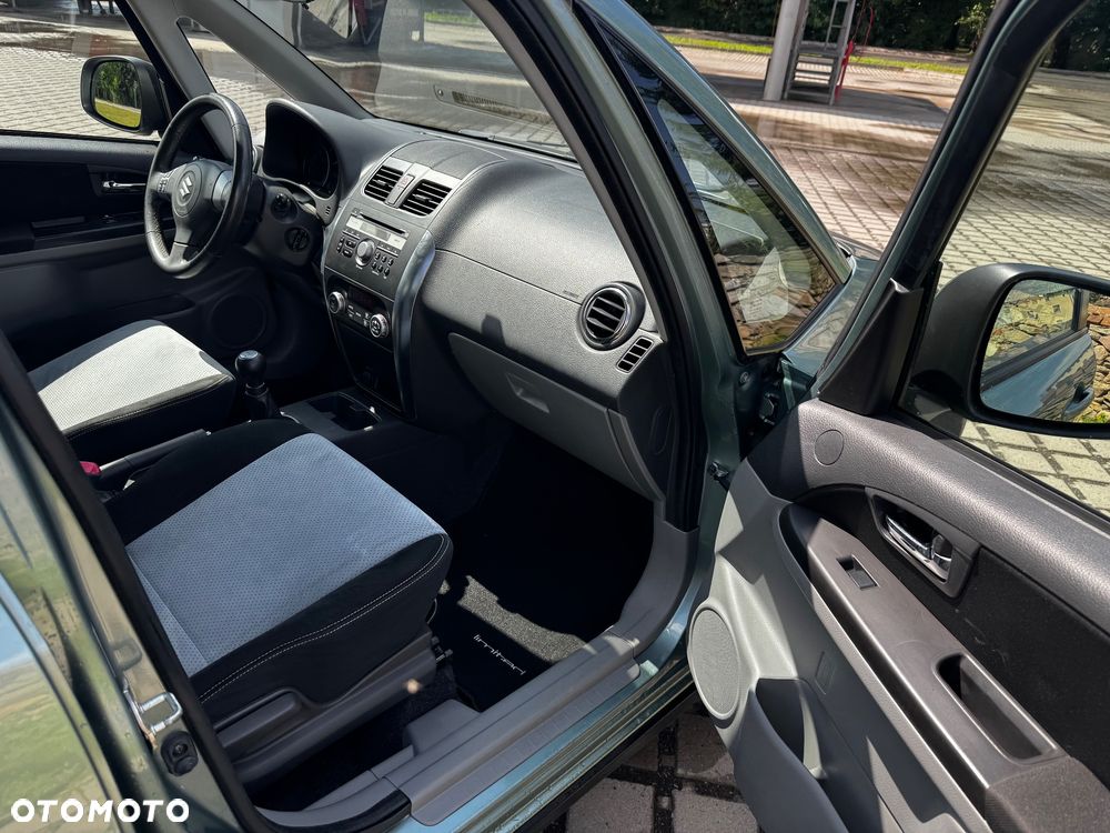 Suzuki SX4 1.6 VVT 4x4 Limited - 28
