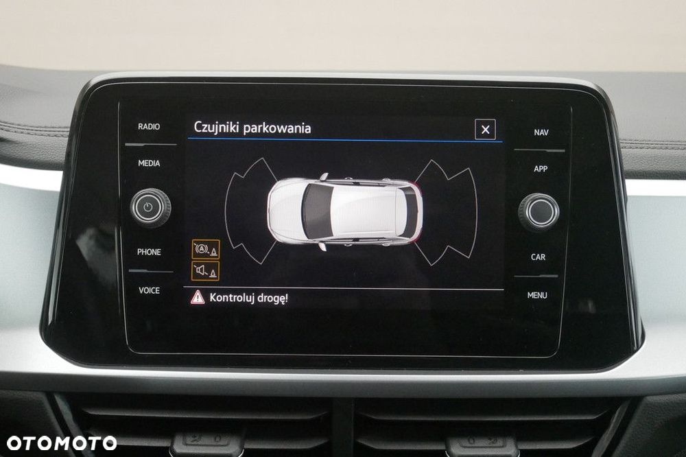 Volkswagen T-Roc 1.5 TSI Life DSG - 18