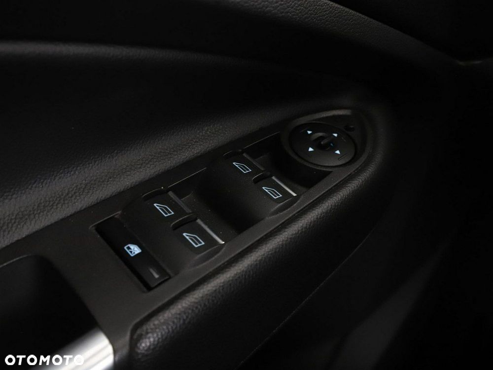 Ford Kuga 1.5 EcoBoost 2x4 Cool & Connect - 32