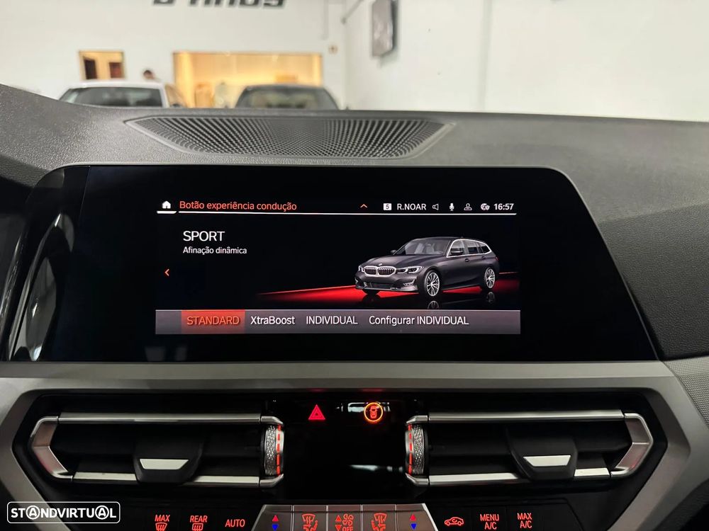 BMW 330 e Touring Pack M Auto - 37